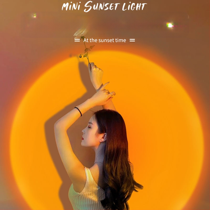 Internetikuulsuste RGB päikeseloojanguvalgusti tõstmiseks kaasaskantav väike põrandavalgusti atmosfääri projektsioon hämaruse järelkuma taust päikeseloojanguvalgus