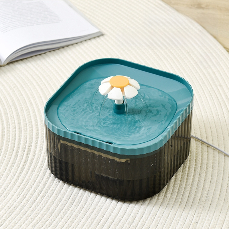 Xiaohua kassi nutikas veejaotur voolava vee pistikühendusega lemmikloomadele, juhtmega automaatne tsirkuleeriv veejaotur koerale