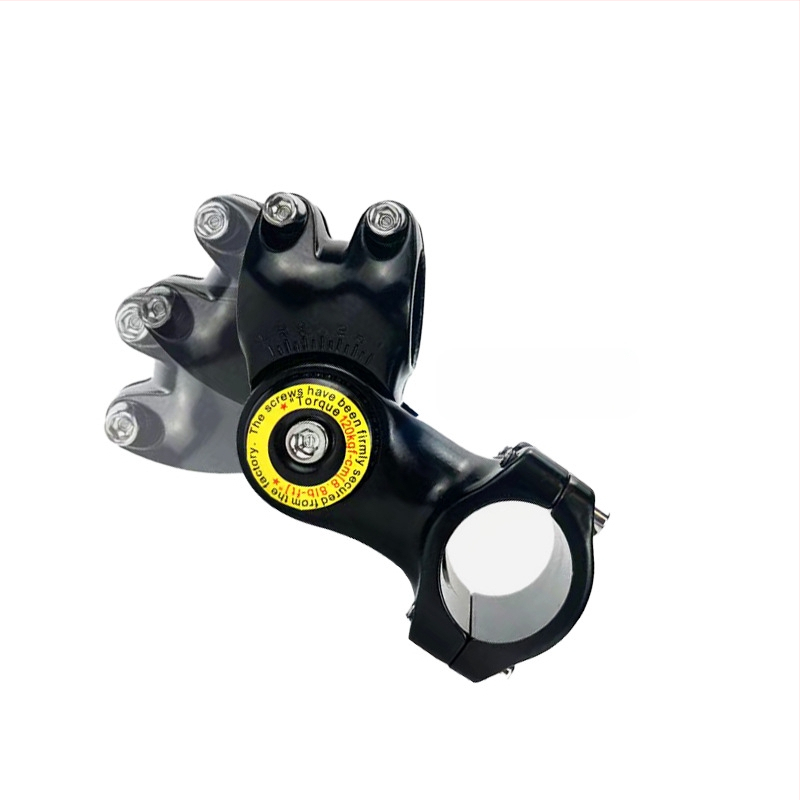 Mootorratta mägirattasõidu võtteklamber esimese isiku nägemisega Insta360 spordikaamera pikendusvarda hülss