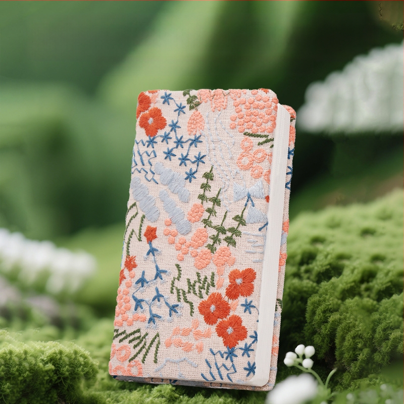 Kézikönyv, Százszorszép Irodalmi Hímzésnapló, Kis Virágos, Vászonnal Borított Jegyzetfüzet, Elegáns Kézikönyv, Üres Könyv