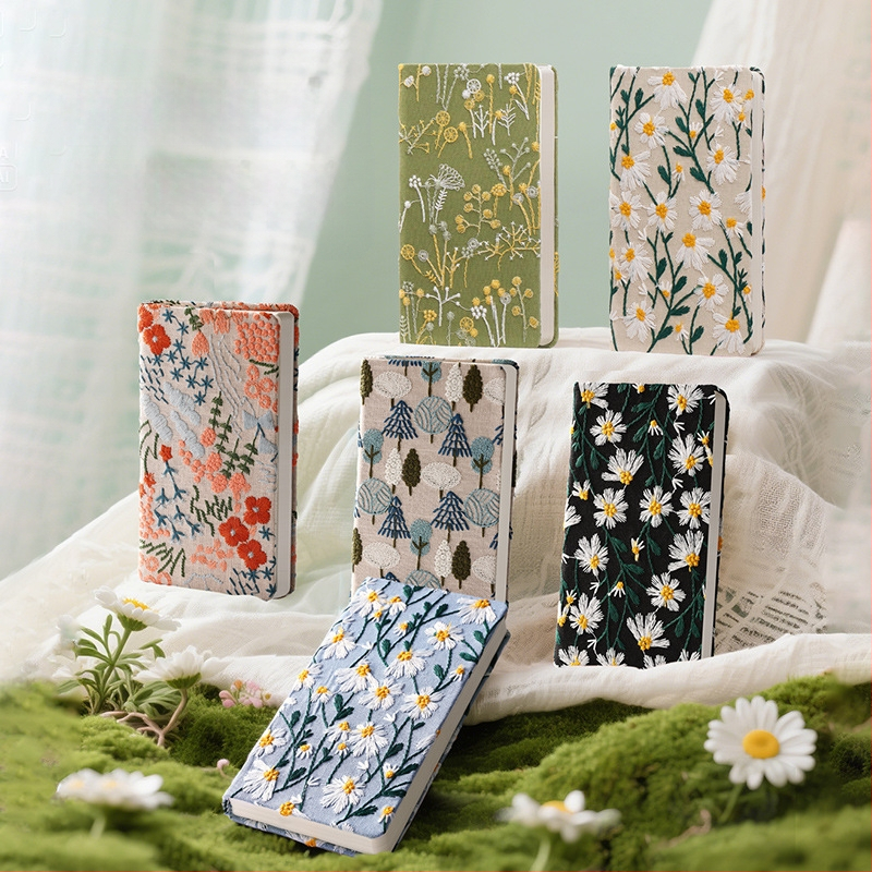 Kézikönyv, Százszorszép Irodalmi Hímzésnapló, Kis Virágos, Vászonnal Borított Jegyzetfüzet, Elegáns Kézikönyv, Üres Könyv