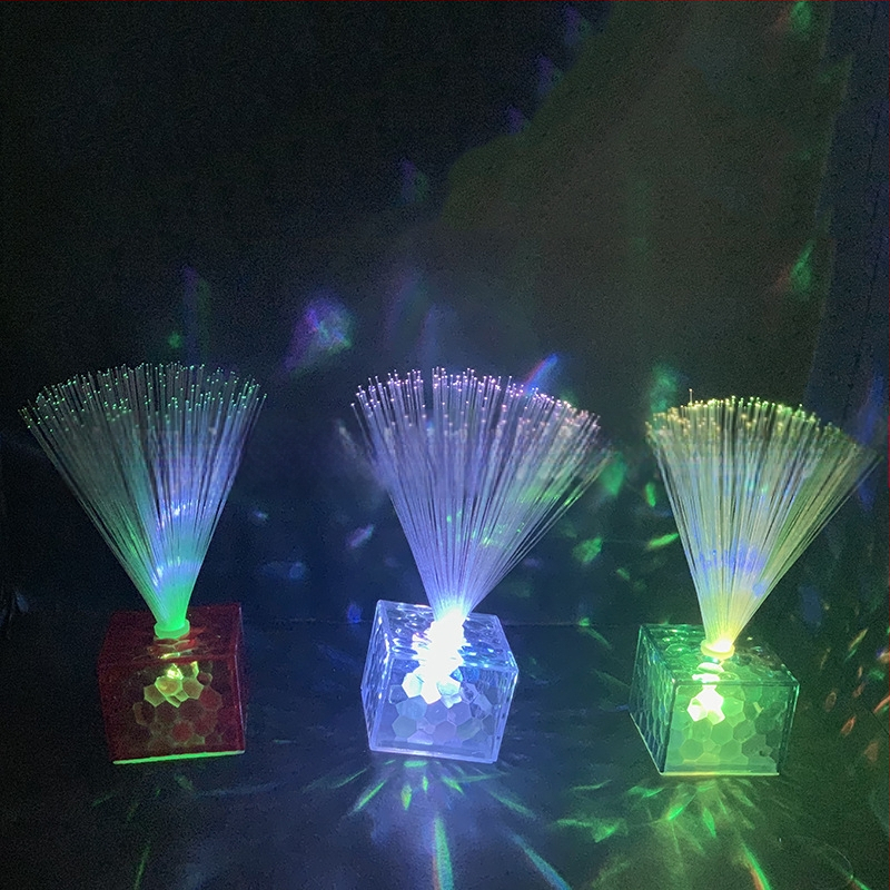 LED žvaigždėtas kvadratinis šviesolaidinis šviesos naktinis šviesos blyksnis spalvinga spalva miegamasis romantiška atmosfera krištolinis žvaigždėtas dangus