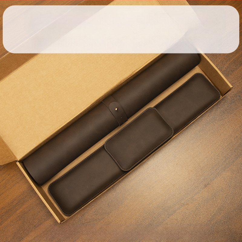 Hullu hobuse mustriga hiirematt, hiire randmetugi, klaviatuuri käetugi, kolmeosaline komplekt, nahast randmetugi, mäluvahust käetugi, randmetugi