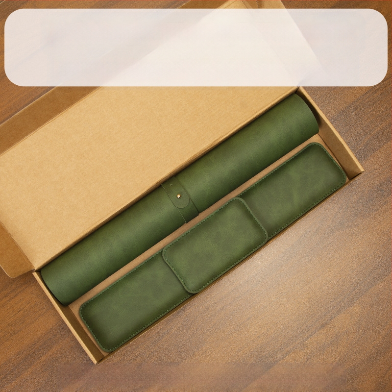 Hullu hobuse mustriga hiirematt, hiire randmetugi, klaviatuuri käetugi, kolmeosaline komplekt, nahast randmetugi, mäluvahust käetugi, randmetugi