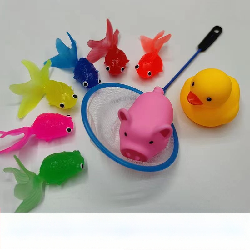 Ujuv kalamänguasi beebidele alushariduse lastele kuldkala võrgutasku silikoonist väike kala pehme kummist loom piiriülene eksport