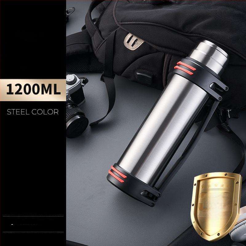 Didelės talpos kelioninis termosas, atnaujintas iš 316 nerūdijančio plieno, šilto vandens butelis, nešiojamas automobilio vandens puodelis, skirtas buitiniam naudojimui lauke.