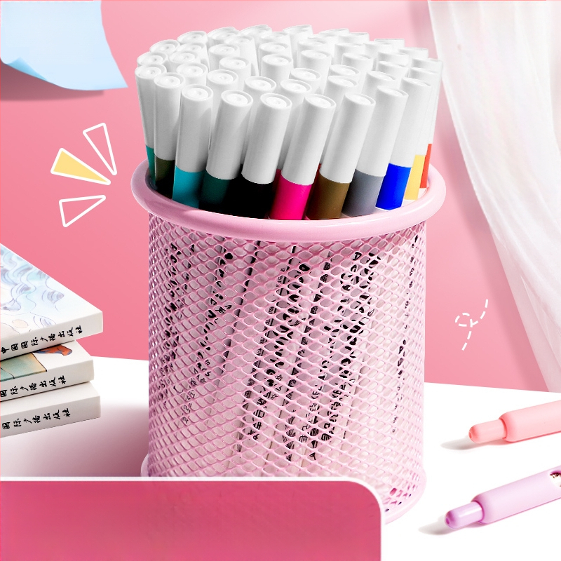 Metāla pildspalvu kasetnes biroja darbvirsmas studentu pildspalvu kasetņu uzglabāšanas kaste ar lielu ietilpību dzelzs tīklu, vienkārša zīmuļu kaste bērniem zēniem