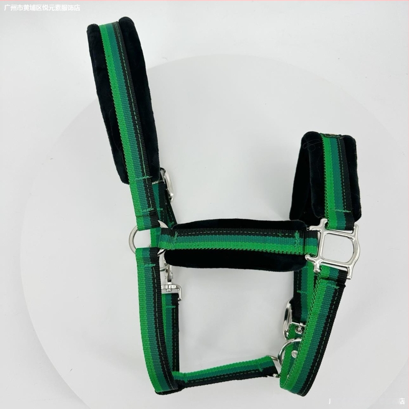 Hoidmisrihmad, täispikk jahvatuskindel puurikomplekt, ratsavarustus, poni suuruses kraan, professionaalsed jahvatuskindlad valjad