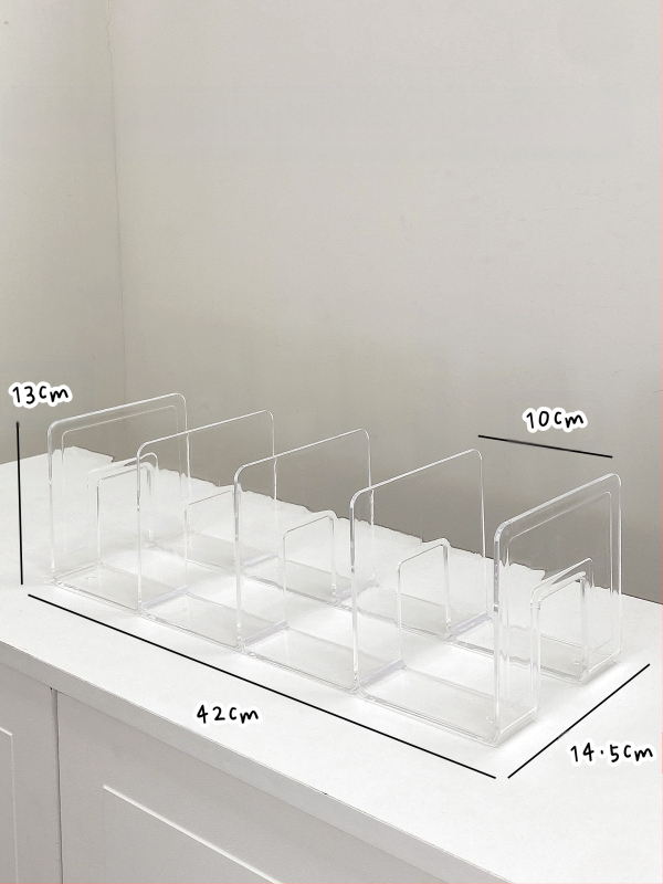 Krepšių laikymo spintos pertvaros plokštės laikymo lentynėlė krepšiams, sluoksniuotos krepšių lentynos, organizavimo demonstracinė lentyna