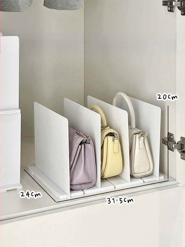 Krepšių laikymo spintos pertvaros plokštės laikymo lentynėlė krepšiams, sluoksniuotos krepšių lentynos, organizavimo demonstracinė lentyna