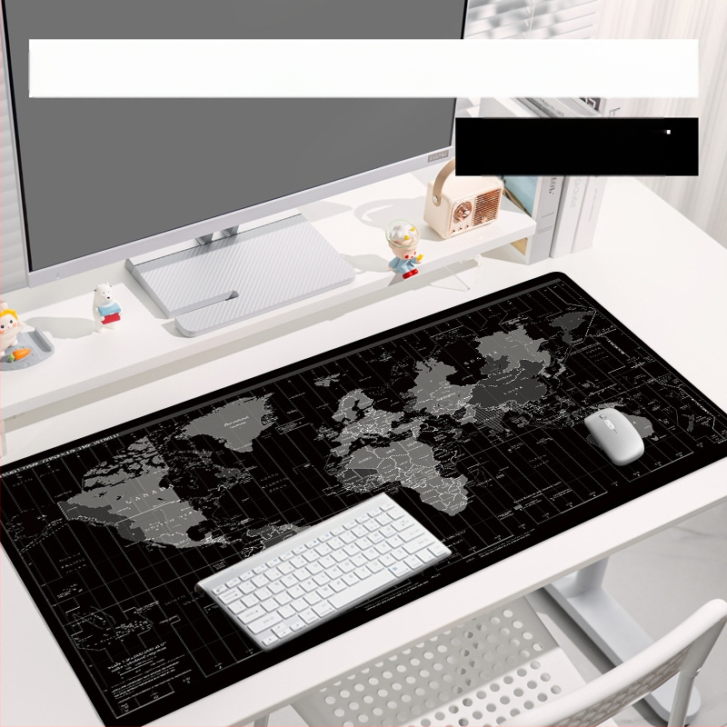 Piiriülene otsetarnetega eriti suur mänguhiirematt Amazoni servalukustusega isikupärastatud arvutilauamatt