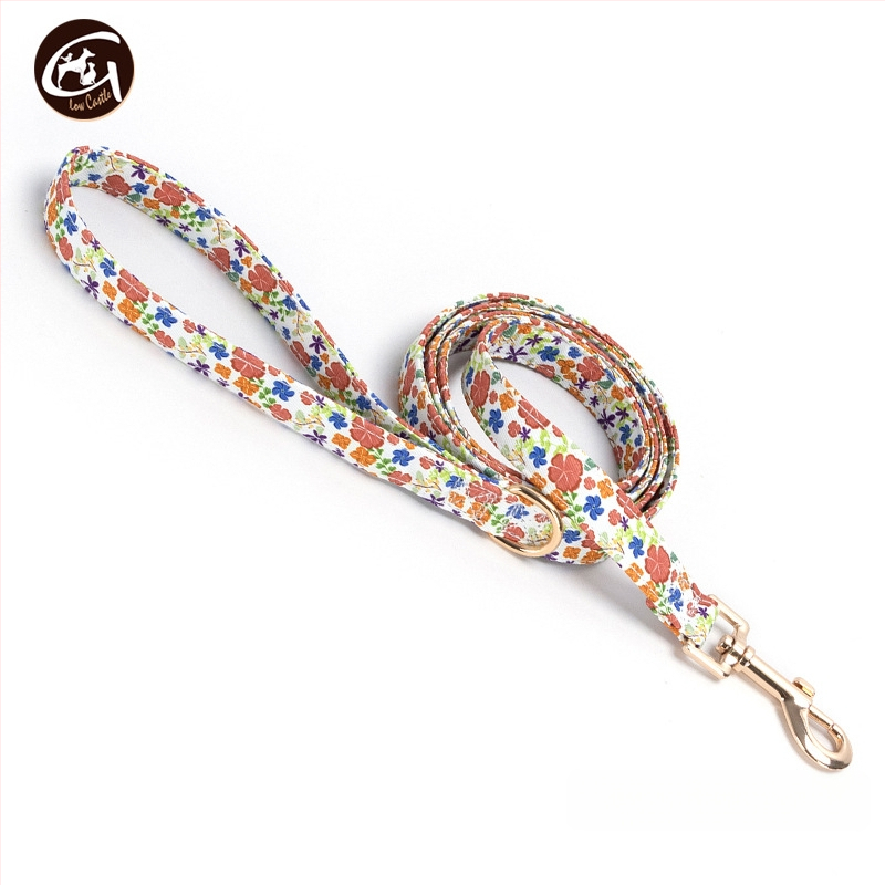 Uus kirjaga koerakaelarihm lilla roosa triibuga lemmikloomatarvete väliskaubanduse veojõuga koerakett madal kuldne pandla kiri