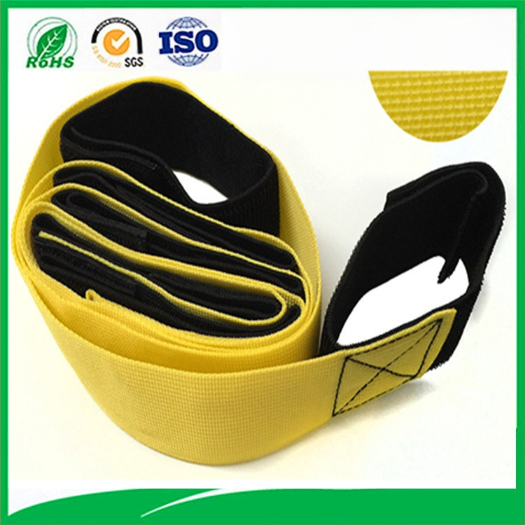 Tehase otsemüük Lõbus mängu laiendamise spordi jälgitav tramm Täiskasvanute laste hiiglaslik jalajälgedega sääriste vöö