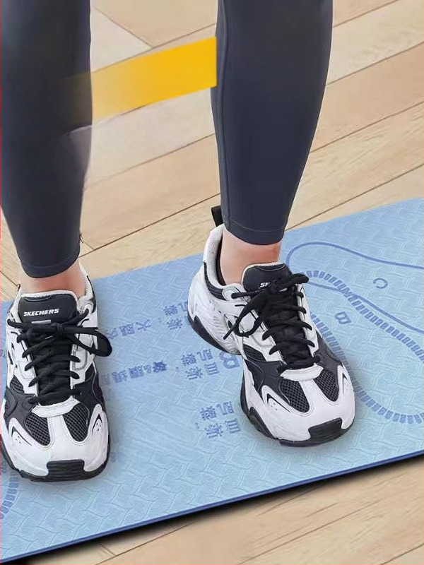 Tootja hulgimüügi kükimatt, algajate küki abitreeningu varustus, kilbiga jalgade salendava välimusega majapidamismatt TPE-st