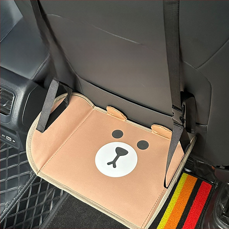 Auto tagaistme jalatugi laps täiskasvanu pikamaa puhkus pedaalisõit isejuhtiv auto äripuhkus artefakt