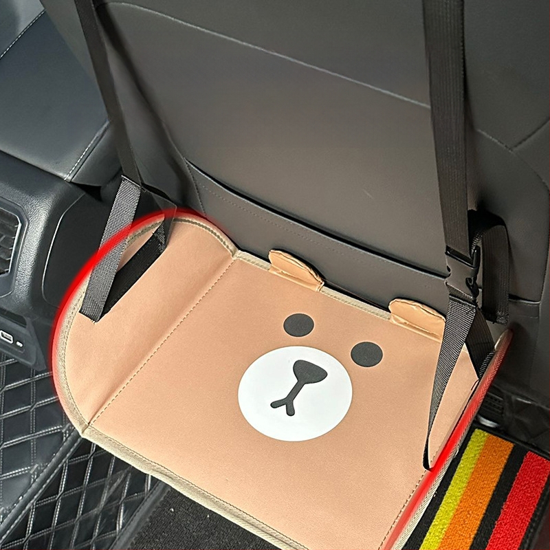 Auto tagaistme jalatugi laps täiskasvanu pikamaa puhkus pedaalisõit isejuhtiv auto äripuhkus artefakt