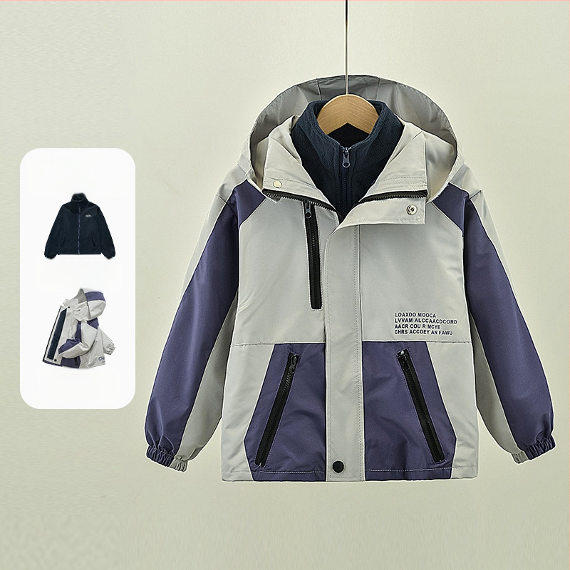 Chlapčenské oblečenie Charge 2025 Jar a jeseň Nový flísový a jesenný kabát Tri v jednom Odnímateľný zimný veľký detský kabát