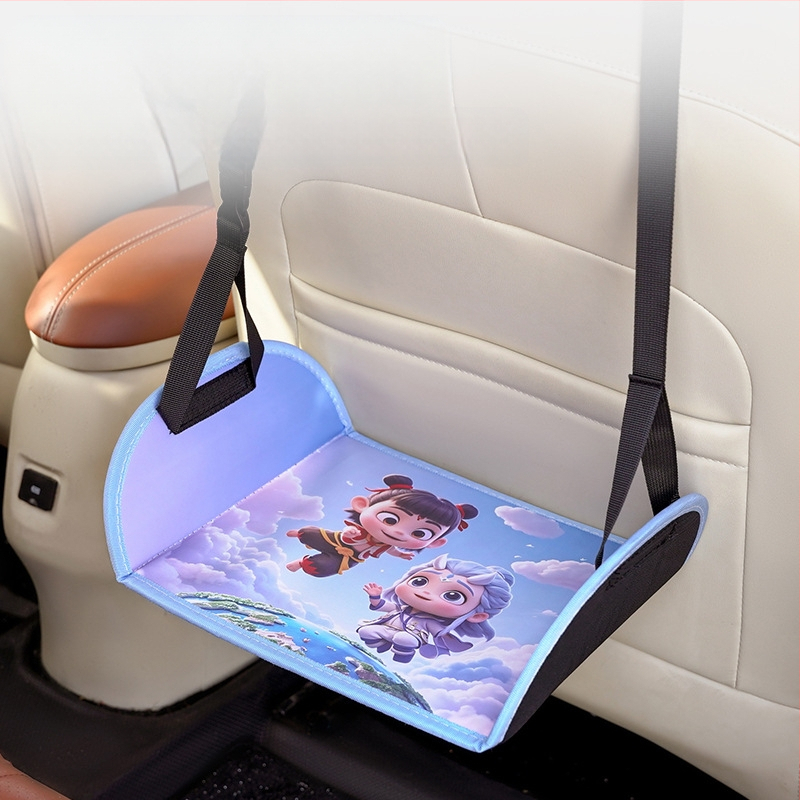 Auto tagaistme jalatugi laps täiskasvanu pikamaa puhkus pedaalisõit isejuhtiv auto äripuhkus artefakt