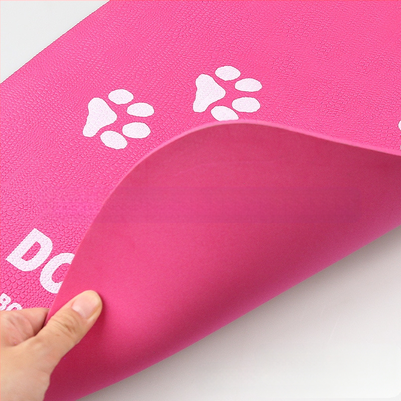 Karsti pārdots SUP airēšanas dēļa suņu paklājiņš, ceļojumu paklājiņš, neslīdošs, nodilumizturīgs EVA mājdzīvnieku paklājiņš, neslīdošs, ūdensizturīgs paklājiņš