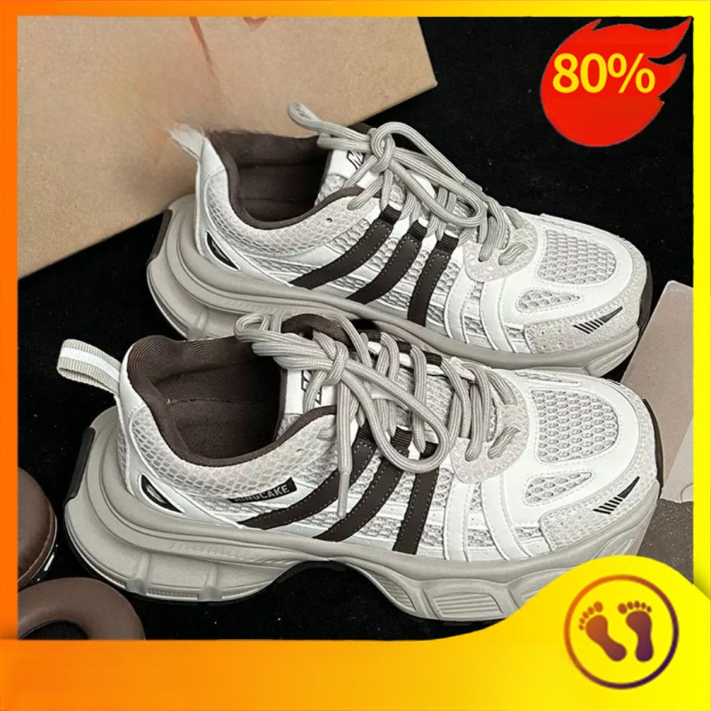 Madingi 2025 m. pavasario nauji storapadžiai, ūgį didinantys tėčio bateliai moterims, vienspalviai, suvarstomi universalūs sportiniai laisvalaikio bateliai