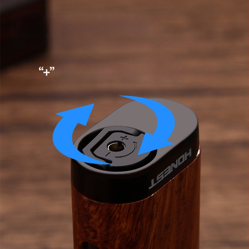 Baicheng tuulekindel otse tuulekindel täispuhutav tulemasin sigari moxibustion spetsiaalne kolme tulega meeste pihustuspüstol piiriülene hulgimüük