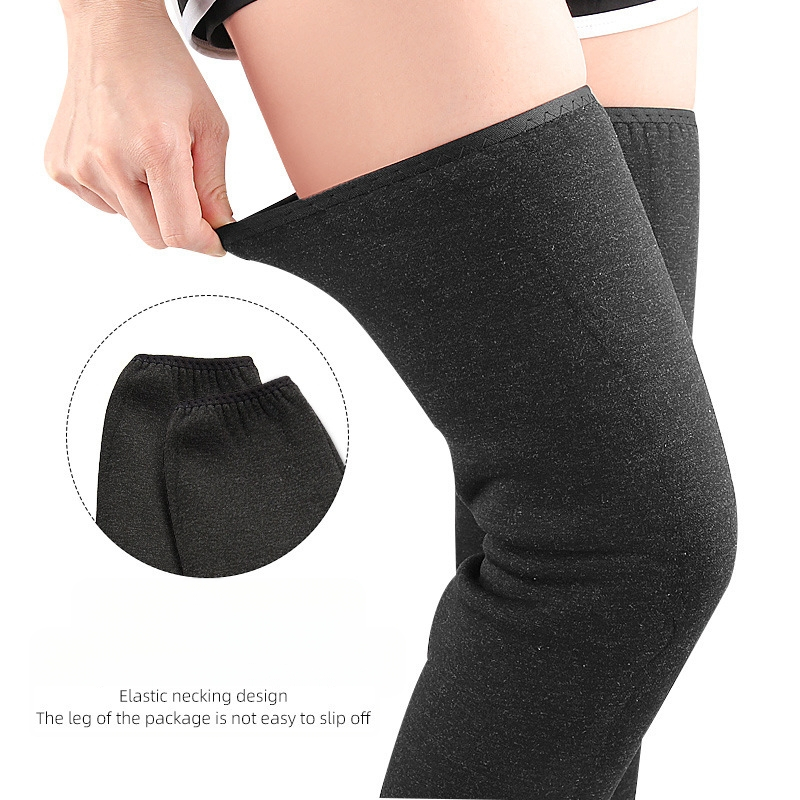 Rudens ir žiemos pilnas vilnos pamušalas, apskritas dirbtinės avikailio medžiagos aksomas, dvigubai pastorintas kelių apsaugas, šiltas kojų apsaugas su užtrauktuku.