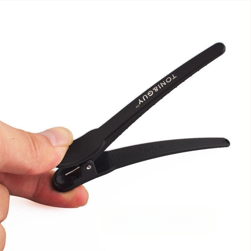 Pardiklapsu juukselõikus ja lokkide värvimine vaheseinaklamber juuksurisalongi professionaalne juukseklamber jälgita juuksuritooted juuksuriklamber