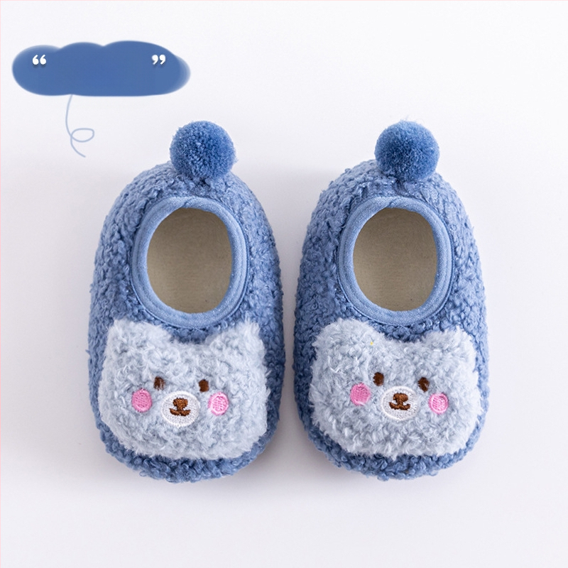 Miyou puuvillased sügis-talvised uued kolmemõõtmelised karunukkude korallfliisist väikelapse kingad sametist polsterdusega libisemiskindlad põrandasokid