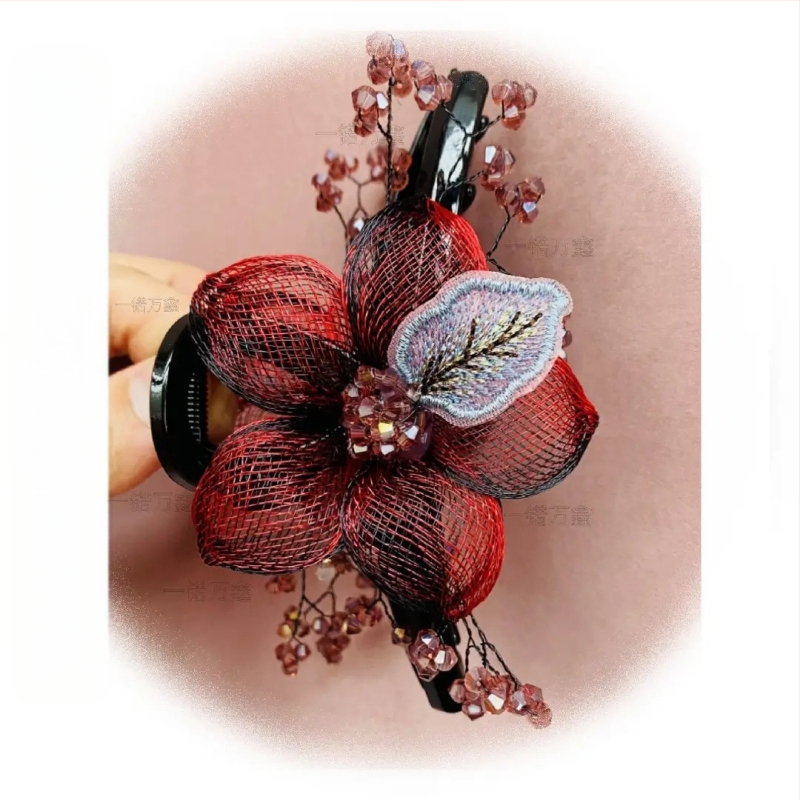 Korea stiilis luksuslik käsitsi valmistatud vasktraadist punutud lilleklamber, plastvaigust suur haikalamber pea tagaosas soengu tegemiseks