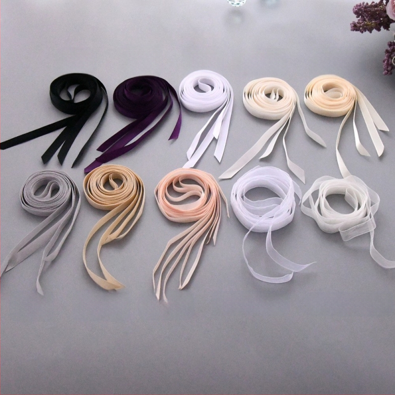 Svadobné šaty Yulapan SH804 s francúzskym vzorom, lemovaním v páse a krištáľovo-kamienkovými korálkami, striekajúcimi listami, banketným opaskom