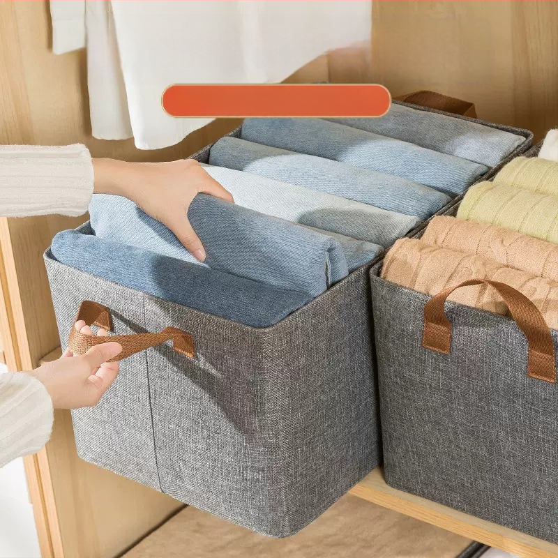 Katioonne hoiukast kaanega, terasraamiga hoiukast, kokkupandav riidekapp, kaasaskantav riidest riiete hoiukorv