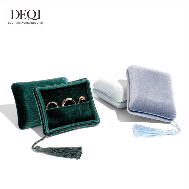 Aukštos kokybės aksominė kutais dekoruota daugiafunkcinė papuošalų dėžutė papuošalų laikymo dėžutė dovanų dėžutė tarpvalstybinei užsienio prekybai pažangiausia prasme