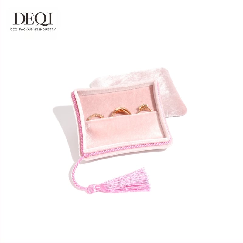 Aukštos kokybės aksominė kutais dekoruota daugiafunkcinė papuošalų dėžutė papuošalų laikymo dėžutė dovanų dėžutė tarpvalstybinei užsienio prekybai pažangiausia prasme