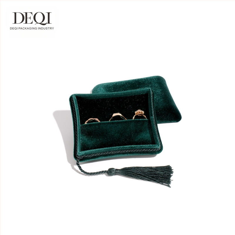 Aukštos kokybės aksominė kutais dekoruota daugiafunkcinė papuošalų dėžutė papuošalų laikymo dėžutė dovanų dėžutė tarpvalstybinei užsienio prekybai pažangiausia prasme