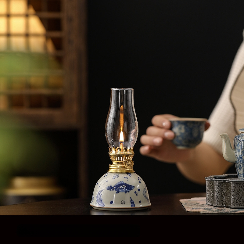 Tarpvalstybinis tiesioginis pristatymas keramikinei sviestinei lempai, mėlynai baltai lotoso stiliaus, vintažinei žibalinei lempai, arbatos ceremonijos dekoracijoms, arbatos kambario atmosferos lempai