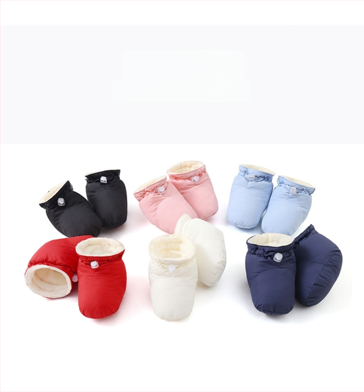 Väliskaubanduse piiriülesed vastsündinute riided, imikute kombinesoonid, talvised paksendatud väljasõiduriided beebidele, sametist paksud puuvillased riided