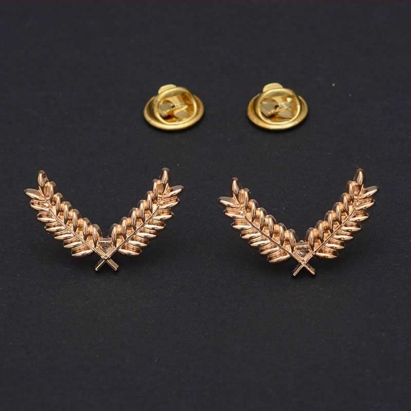 Elegantiška korėjietiško stiliaus retro tuščiavidurė metalinė vyriška ir moteriška apykaklės sagtis, marškinių apykaklės segtukas, suknelės apykaklės segtukas, marškinių apykaklės sagtis