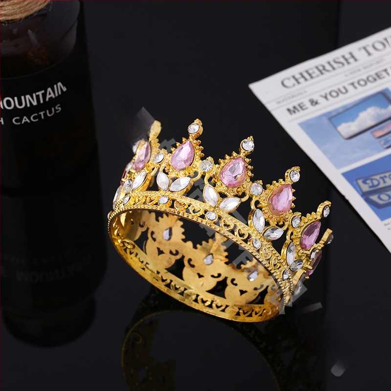 Piiriülene populaarne barokkstiilis pruudikroon, tiaara, kuninganna ballikleidi kroon erinevates värvides lillekaunistusega