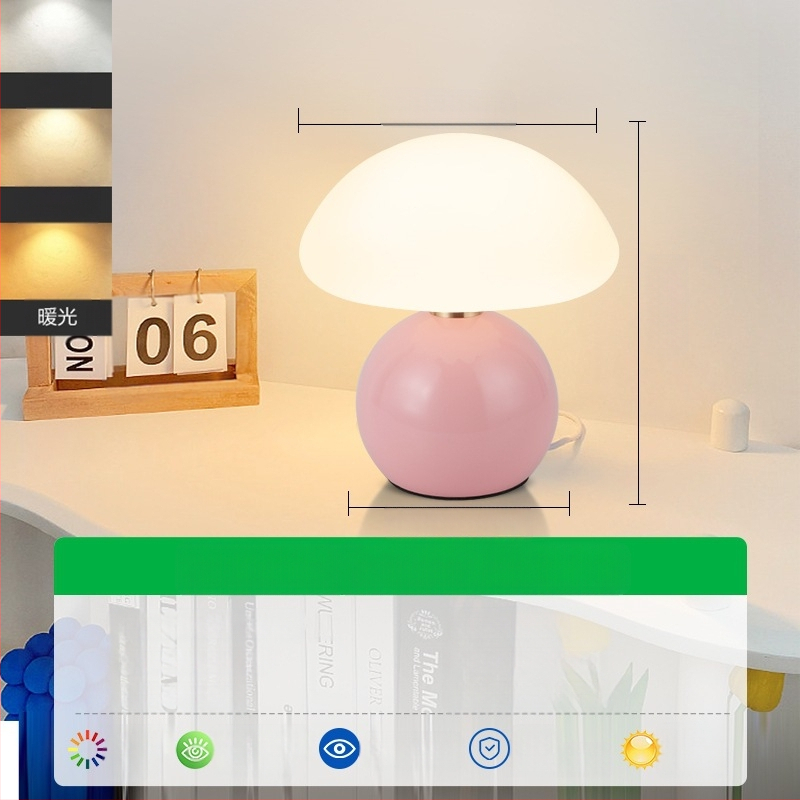 Stolová lampa vo francúzskom krémovom štýle, spálňa, nočné svetlo s vysokou farebnou hodnotou, severské dievča, romantická svadobná dekorácia