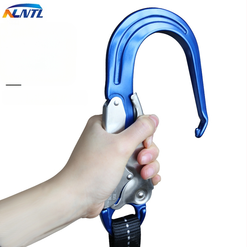 Drošības virve pret kritienu darbam gaisā. Dubultais āķis ar bufera paketi. Elektriķa aizsardzības virve. Leģētā tērauda un alumīnija sakausējuma elastīga virve.