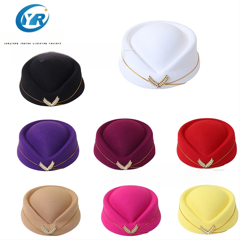 Stjuardessi müts, daamide barett, vastuvõtu etiketi müts, väike trummiorkester, Briti lavaesinemise müts