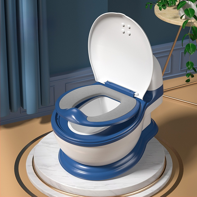 Bērnu podiņš, liels mājsaimniecības bērnu tualete, meitenes tualete, mazulis, bērni, mākslīgais urīns, spainis, zēna urīns