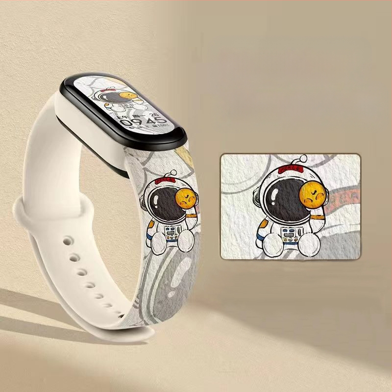 Moderna viedā aproce, sporta soļu skaitītājs, pielāgots fona attēls, modinātājs, sinhronizēti laika apstākļi, studentu pulkstenis, universāls viedtālruņiem