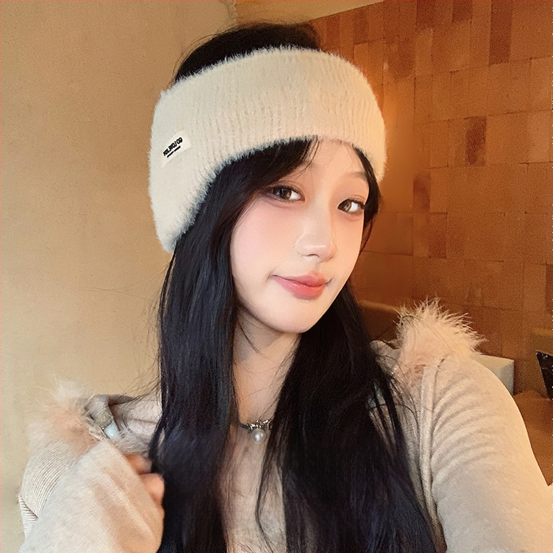 Naujos žieminės šiltos vilnonės megztos ausinės. Lauko dviračių ausinės, atsparios vėjui, šalčiui ir neužšąlančioms medžiagoms. Universalios ausinės su vilnos pamušalu.