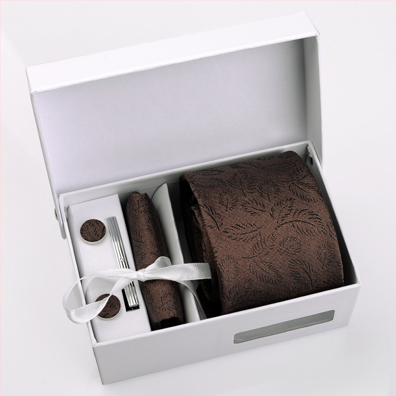 Vīriešu sešdaļīgs, melns, svītrains, vīriešu uzvalks, melns, 8 cm, svītrains, kaklasaite, līgavaiņa kāzu dāvanu kastīte