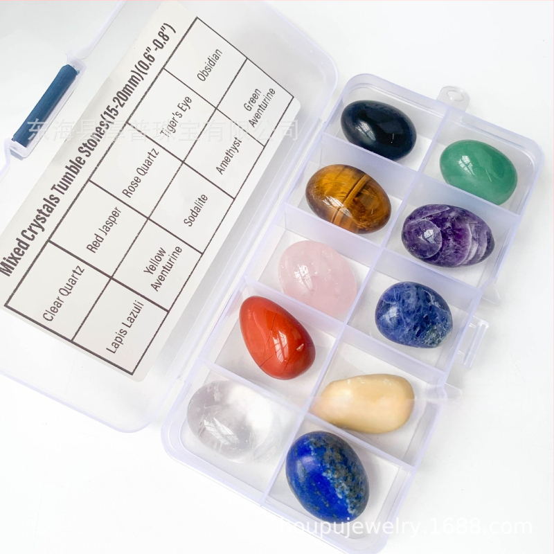 Natūralaus krištolo riedančio akmens dovanų dėžutės rinkinys, natūralus krištolas, poliruotas neapdorotas akmuo, mineralinis brangakmenio pavyzdys, dovanų krištolinis ornamentas