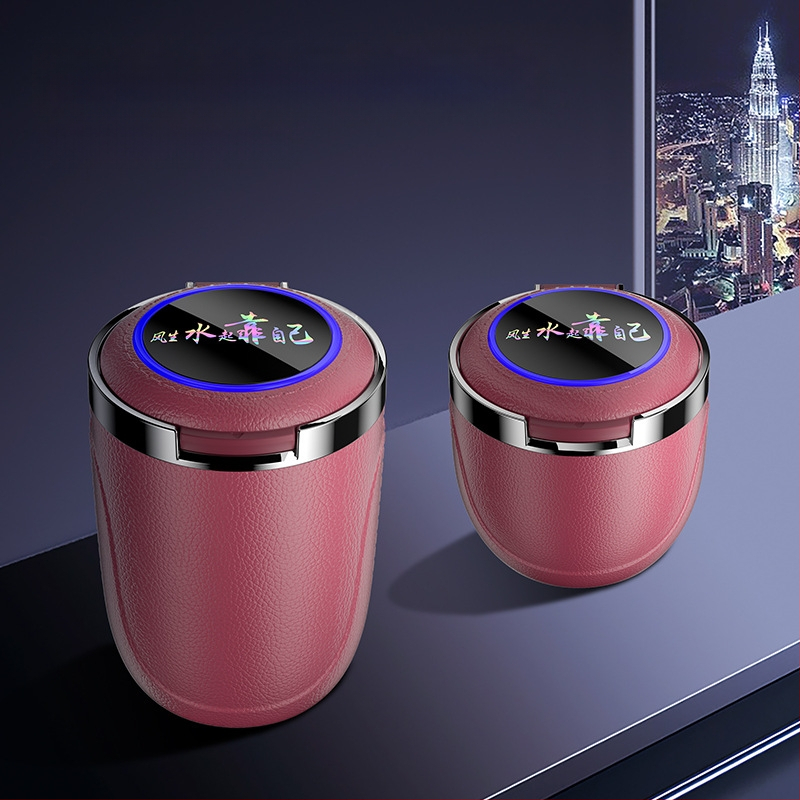 Automobilio peleninė su spalvota LED lempute, auksinė vidinė talpa, vienu mygtuku atidaromas dangtelis, didelės talpos peleninė