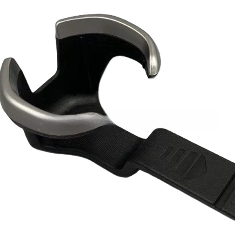 52124622 Tarpvalstybinė 2017–2022 m. „Chevrolet S10 Colorado Trailblazer“ vandens puodelio laikiklio paraiška