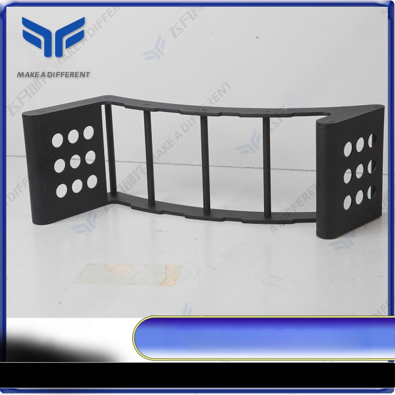 Tinka visureigių transporto priemonių tipo galinių padangų laipiojimo kopėčioms, visureigių atsarginių padangų laiptinėms, atsarginių padangų pagalbinėms įlipimo kopėčioms