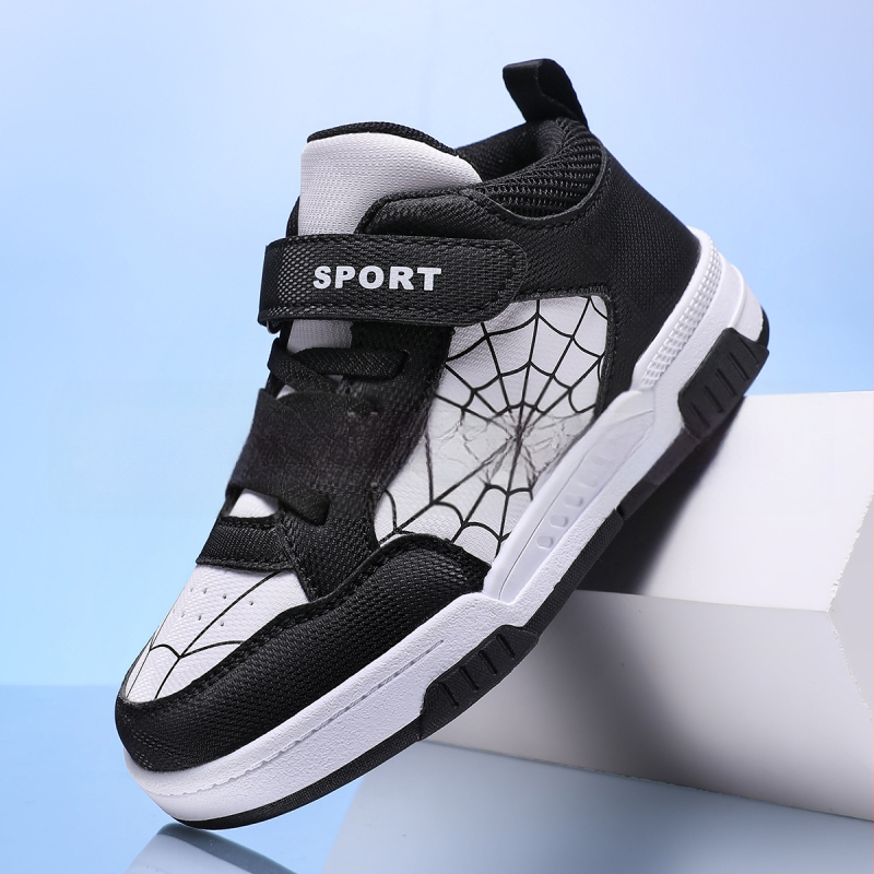 Berniukų studentiški aukštakulniai sportbačiai, vaikiški pavasario ir rudens odiniai bateliai su skeltukais, tarpvalstybiniai vidutinio ir didelio dydžio vaikiški sportiniai batai, didmeninė prekyba, užsienio prekyba, didmeninė prekyba